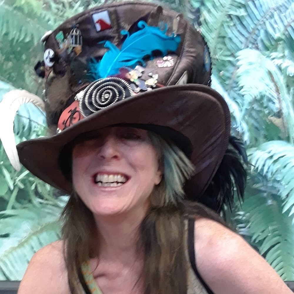 Meet your Posher, Lisa